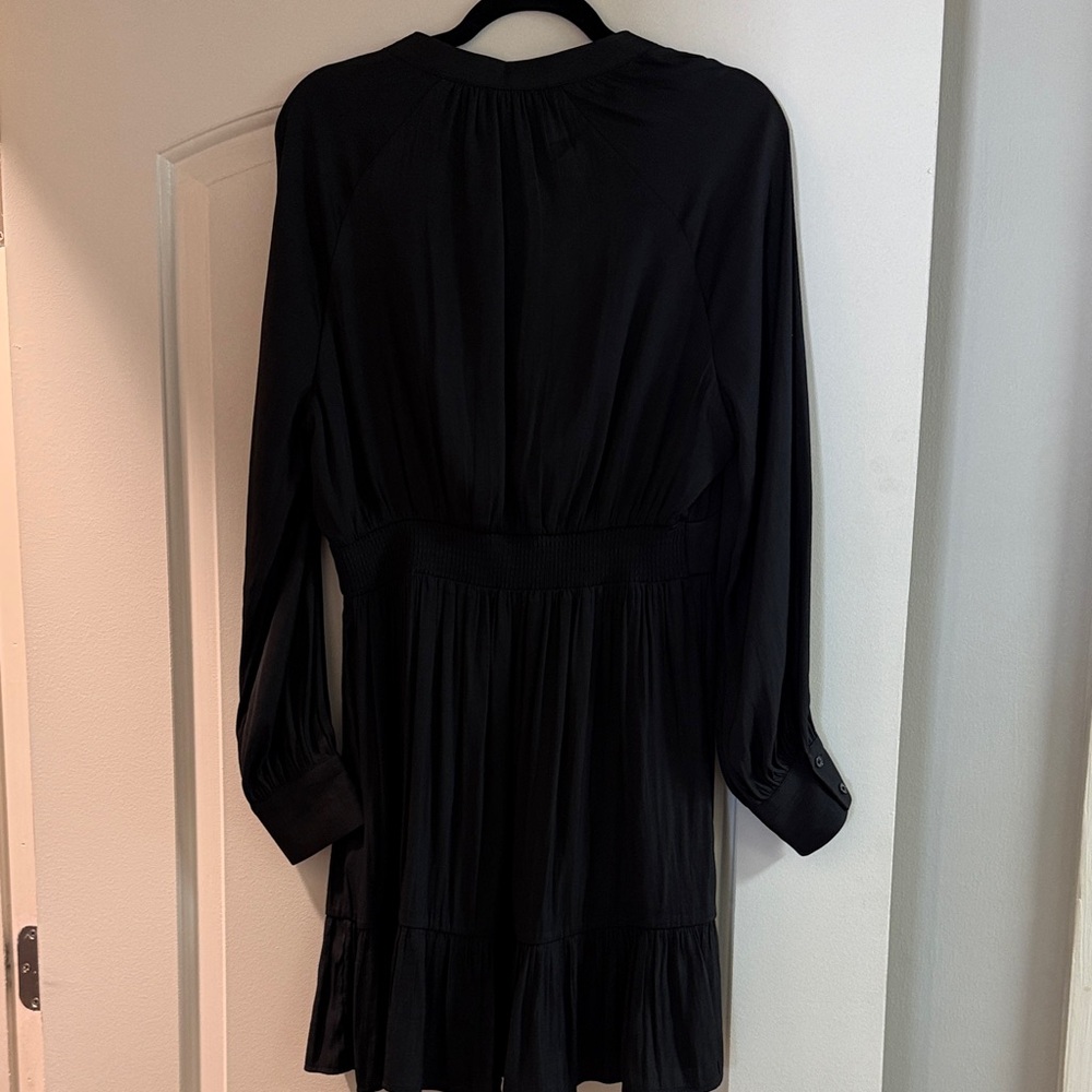 Banana Republic Black Long-Sleeve Pleated Waist Dress - Picture 7 of 9